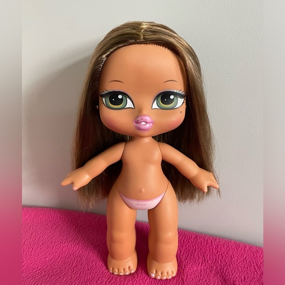 Vintage Bratz Big Babyz Yasmin 12” MGA Entertainment Brand Bratz Doll - Picture 4 of 5